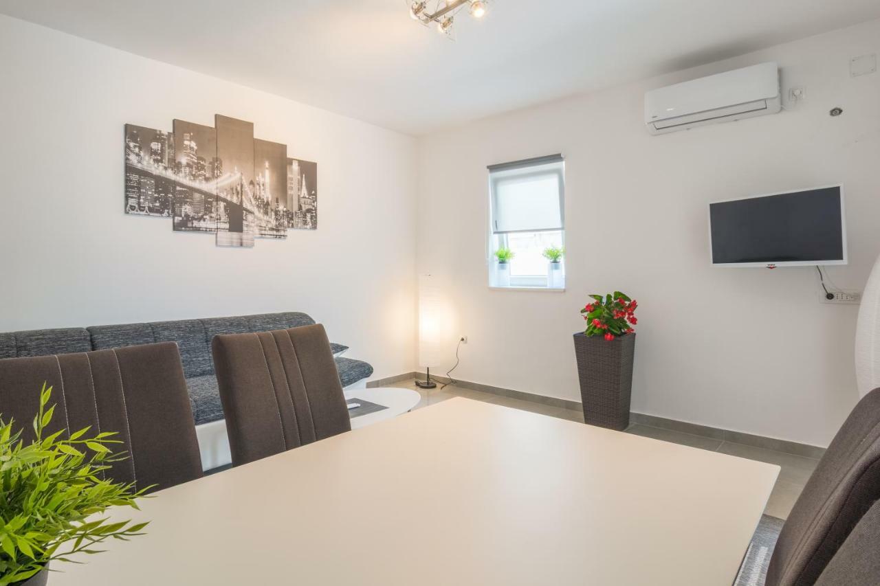 Luxury Apartment Melissa Vodice Esterno foto